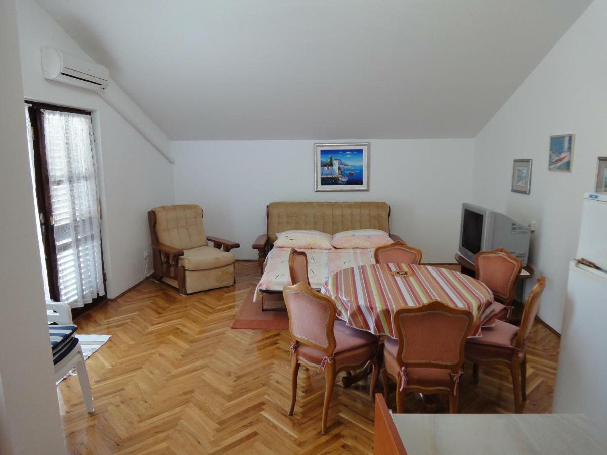 נובליה Artneo Apartmani מראה חיצוני תמונה